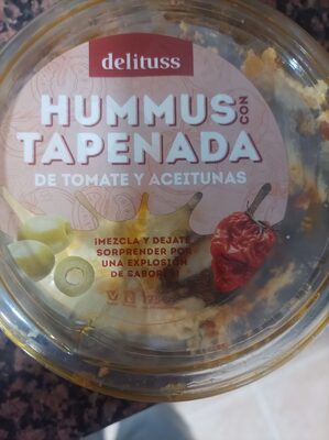 Foto de Hummus con tapenada